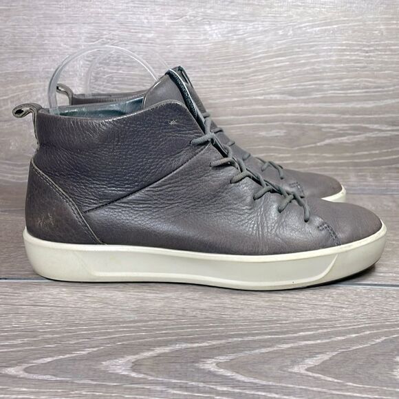 Ecco Soft 8 Hi Top Gray Leather Women’s Size 7/EU 38 Lace Up Fashion Sneakers - Picture 1 of 11